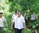 Mendapatkan Informasi Rumah Warga Habis Dilalap Sijago Merah Nanang Bergerak Cepat Mendatangi Hingga Jalan Kaki Menuju Lokasi